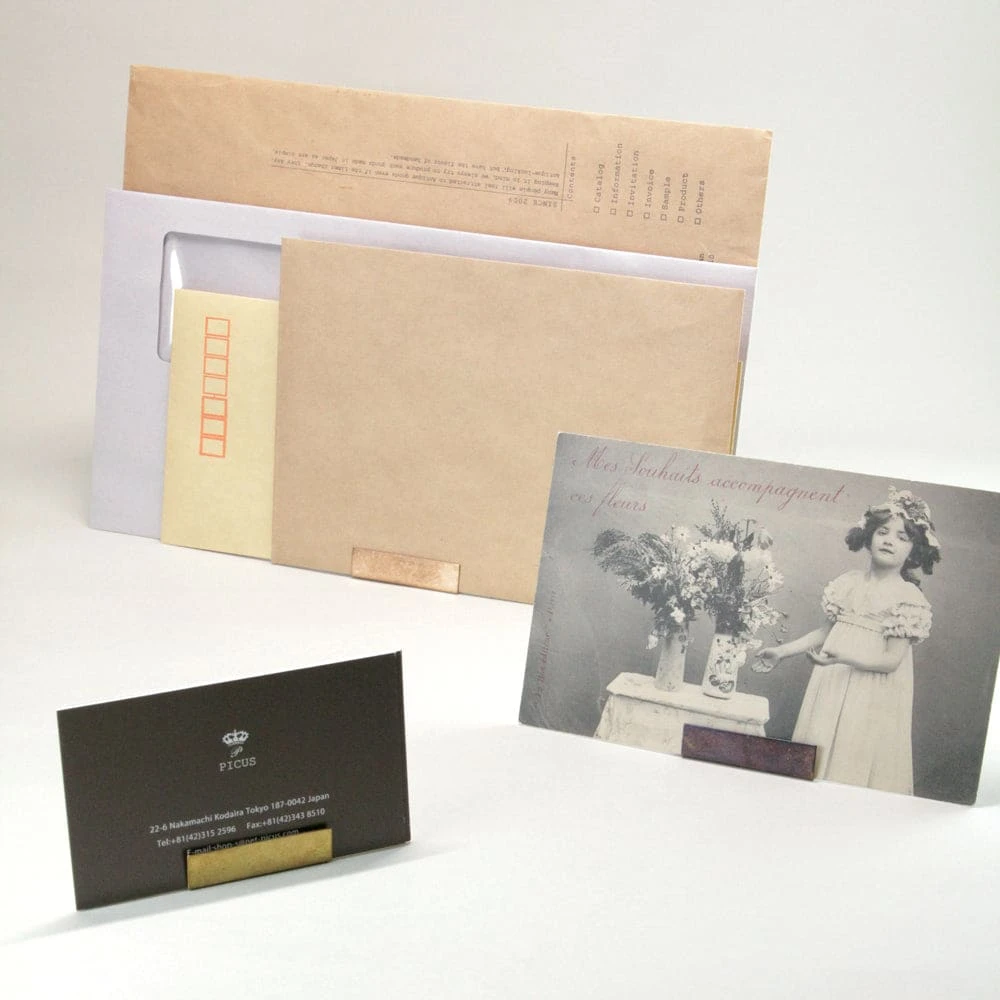 LETTER & PHOTO STAND BRASS RUST 4 LETTER & PHOTO STAND BRASS RUST - Image 2