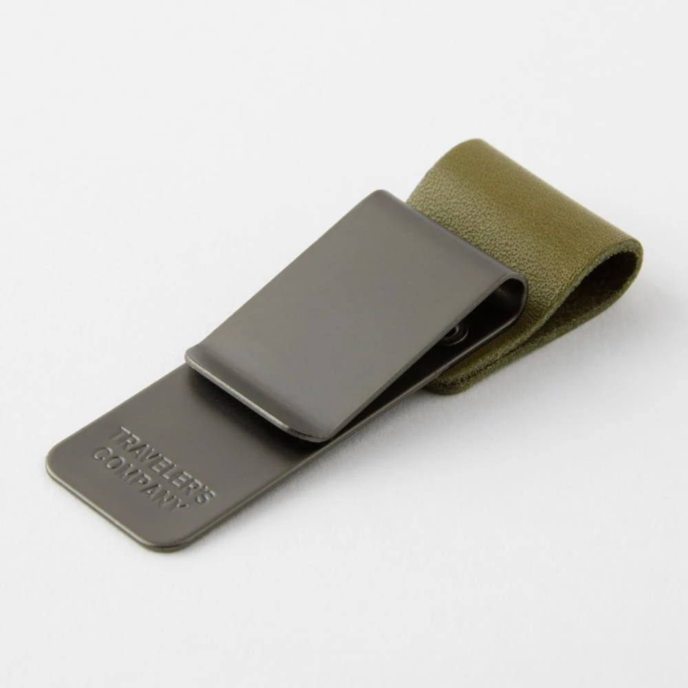 TRAVELER’S Notebook Olive Pen Holder 7 TRAVELER’S Notebook Olive Pen Holder - Image 5